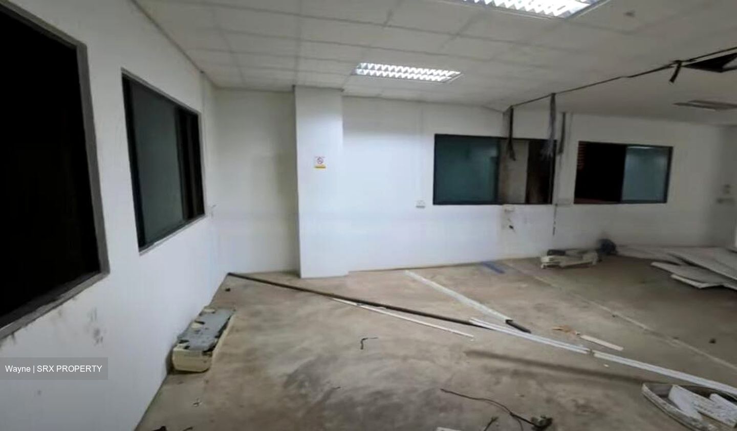 Tuas Avenue 1 (D22), Factory #462629161